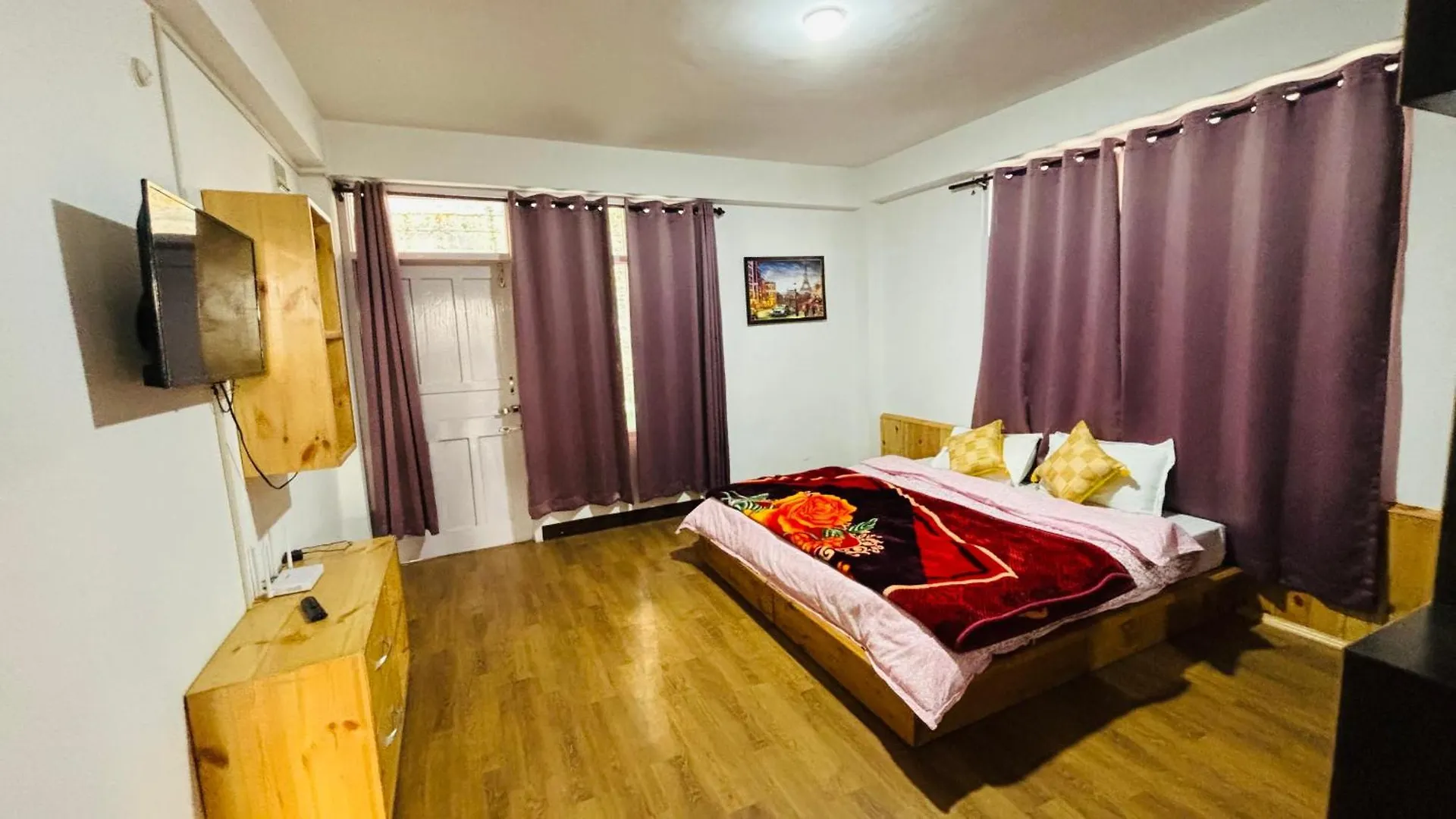 Craignano Homestay & Family Suite Rooms Shimla