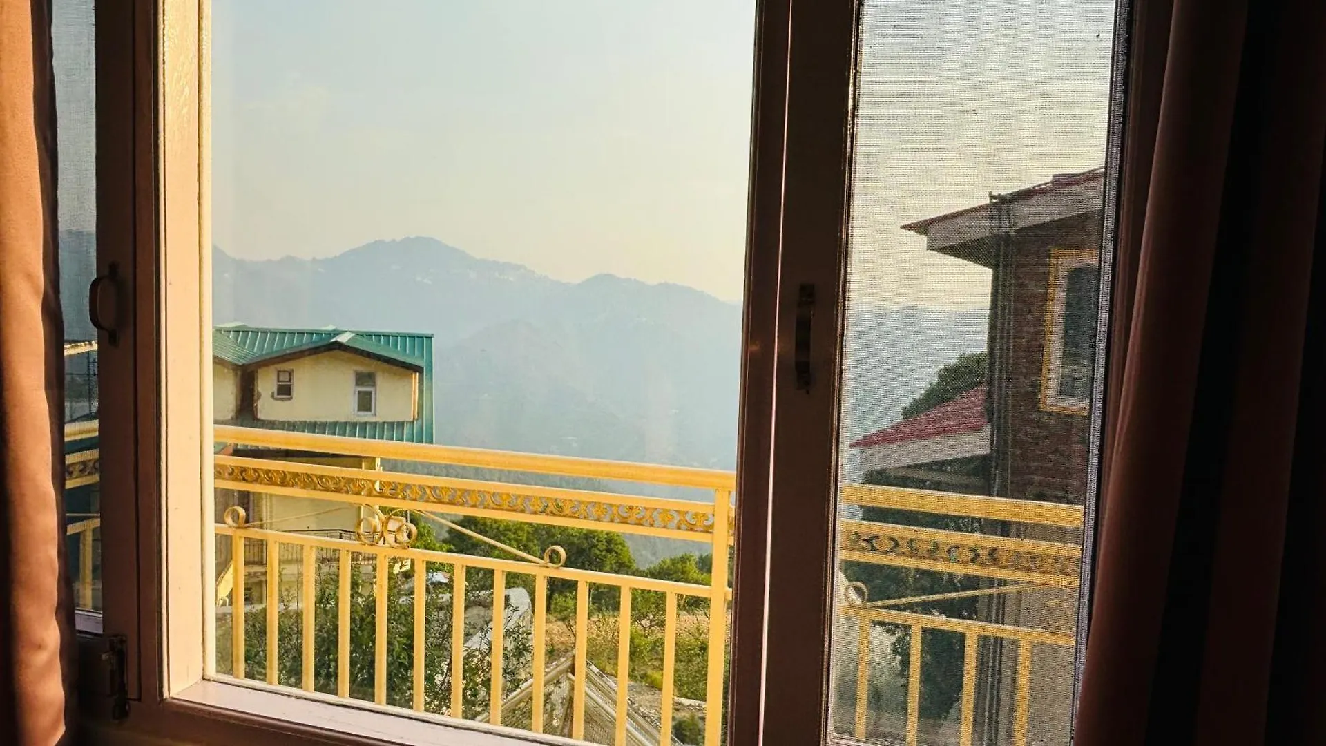 Craignano Homestay & Family Suite Rooms Shimla