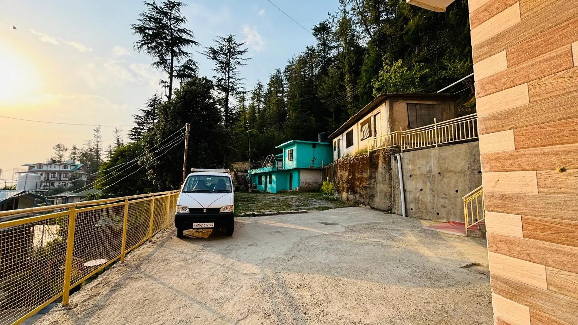 Craignano Homestay & Family Suite Rooms Shimla India